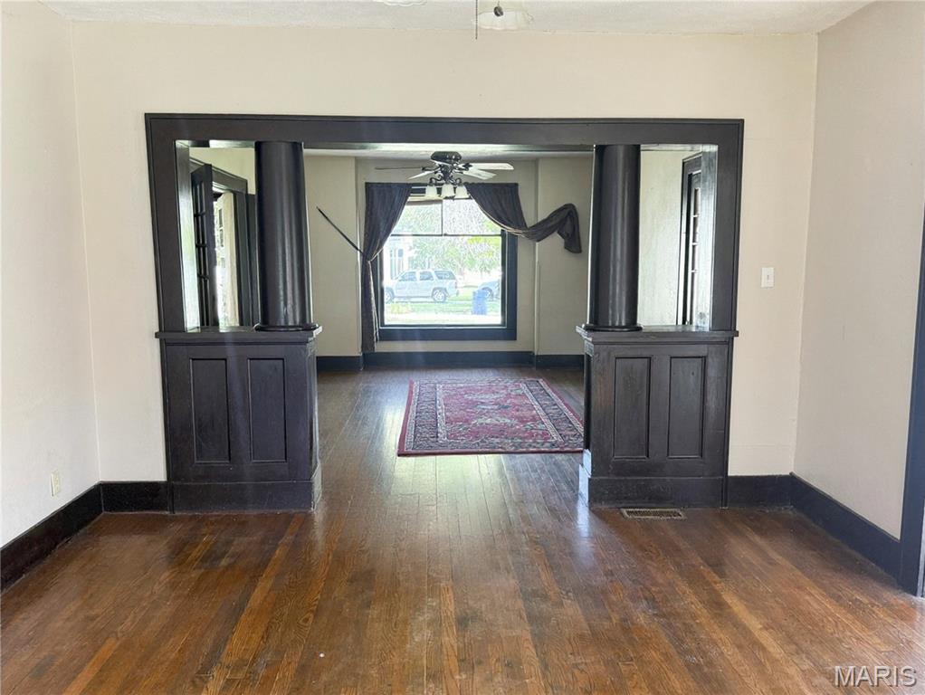 111 E Mckinley Street Property Photo 6