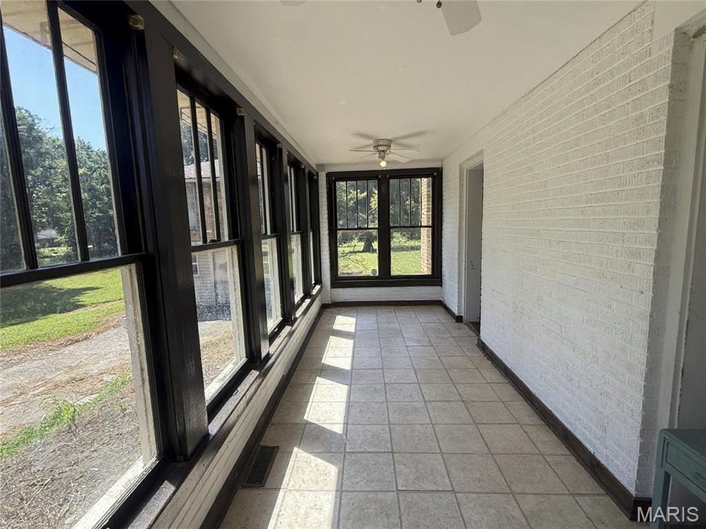111 E Mckinley Street Property Photo 7