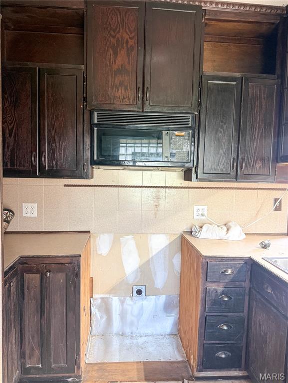 111 E Mckinley Street Property Photo 10