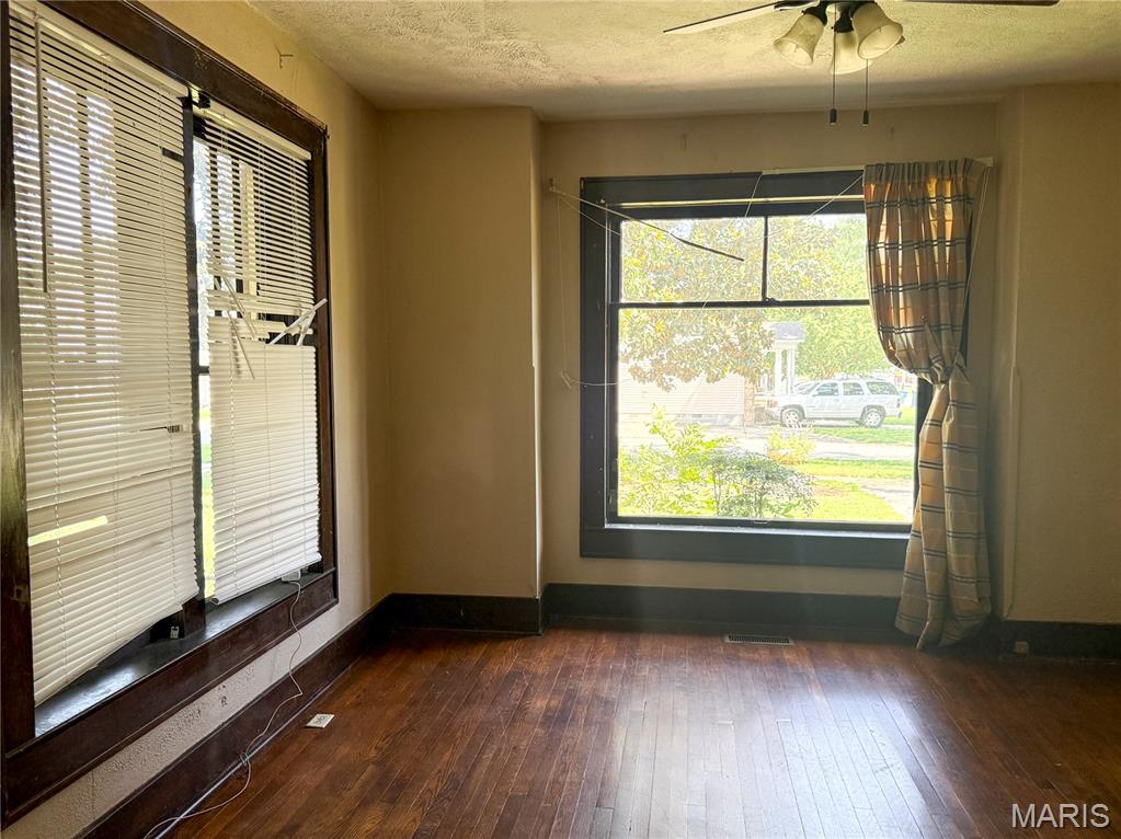 111 E Mckinley Street Property Photo 13