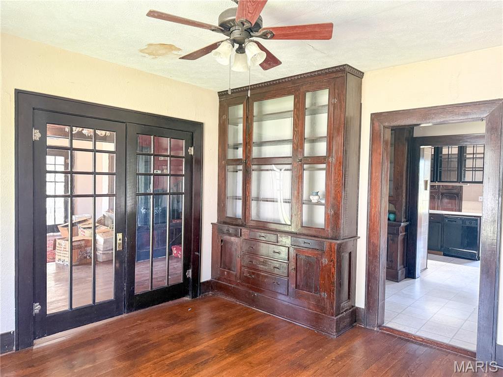 111 E Mckinley Street Property Photo 14