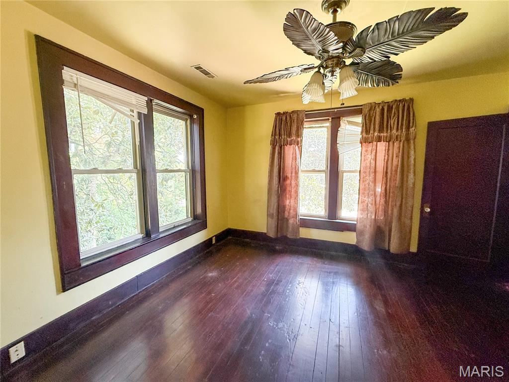 111 E Mckinley Street Property Photo 17