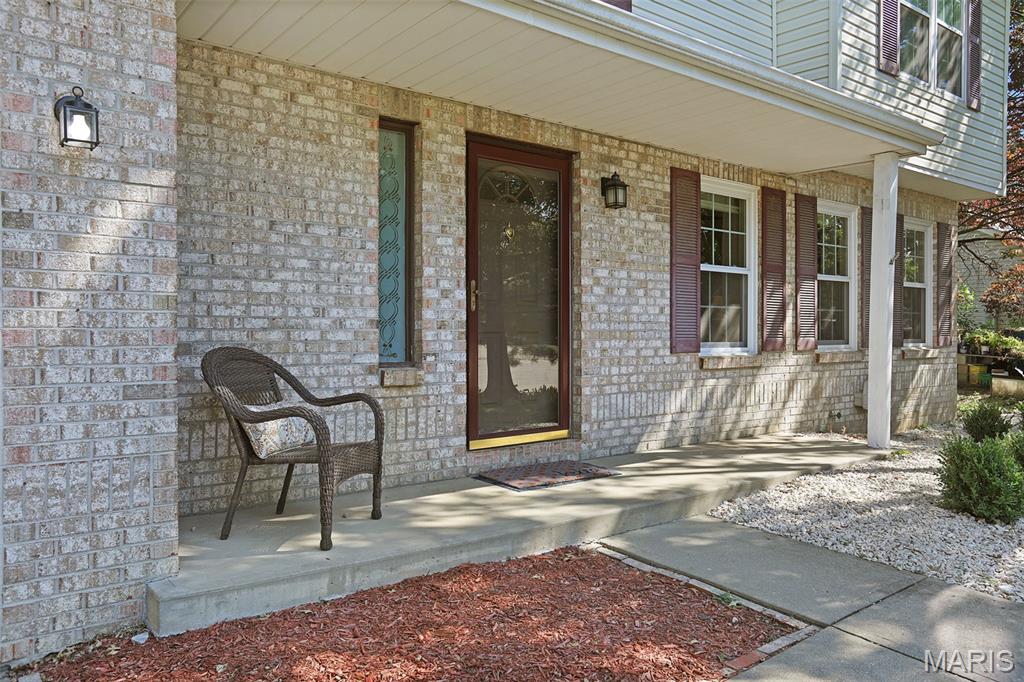 824 Piquard Court Property Photo 4