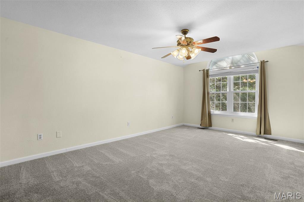 824 Piquard Court Property Photo 17