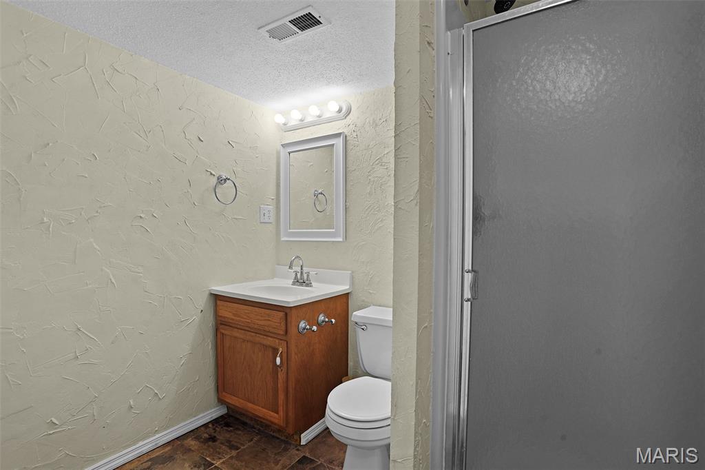 824 Piquard Court Property Photo 26