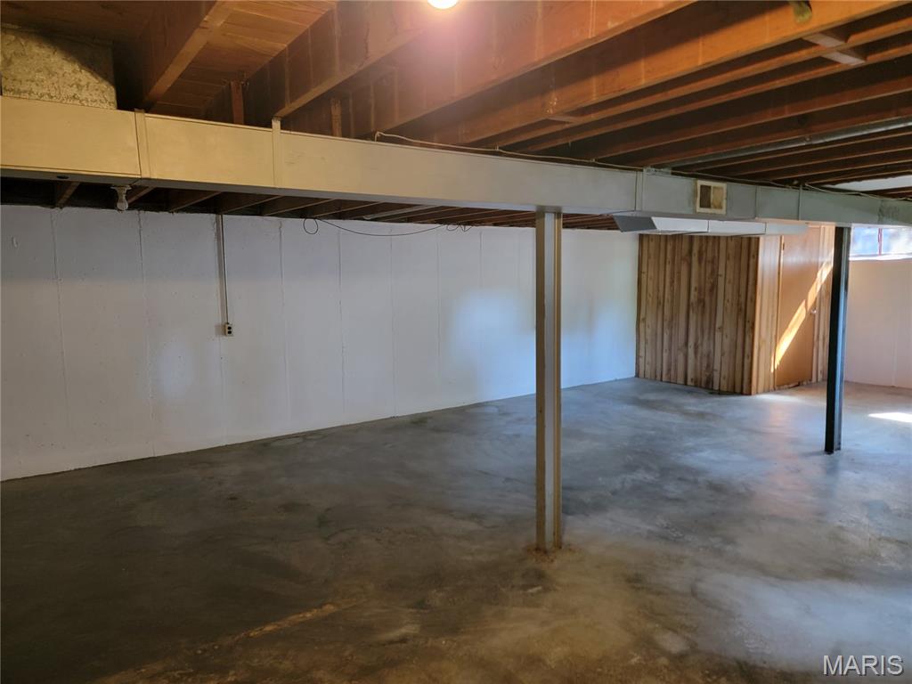 2020 Saint Stephen Drive Property Photo 19