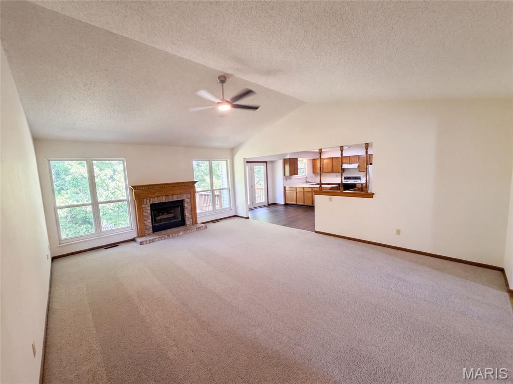 2827 Bromley Drive Property Photo 3