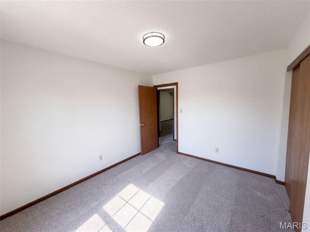 2827 Bromley Drive Property Photo 9