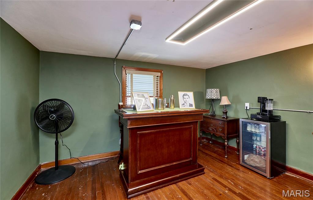 541 E Cherry Street Property Photo 18