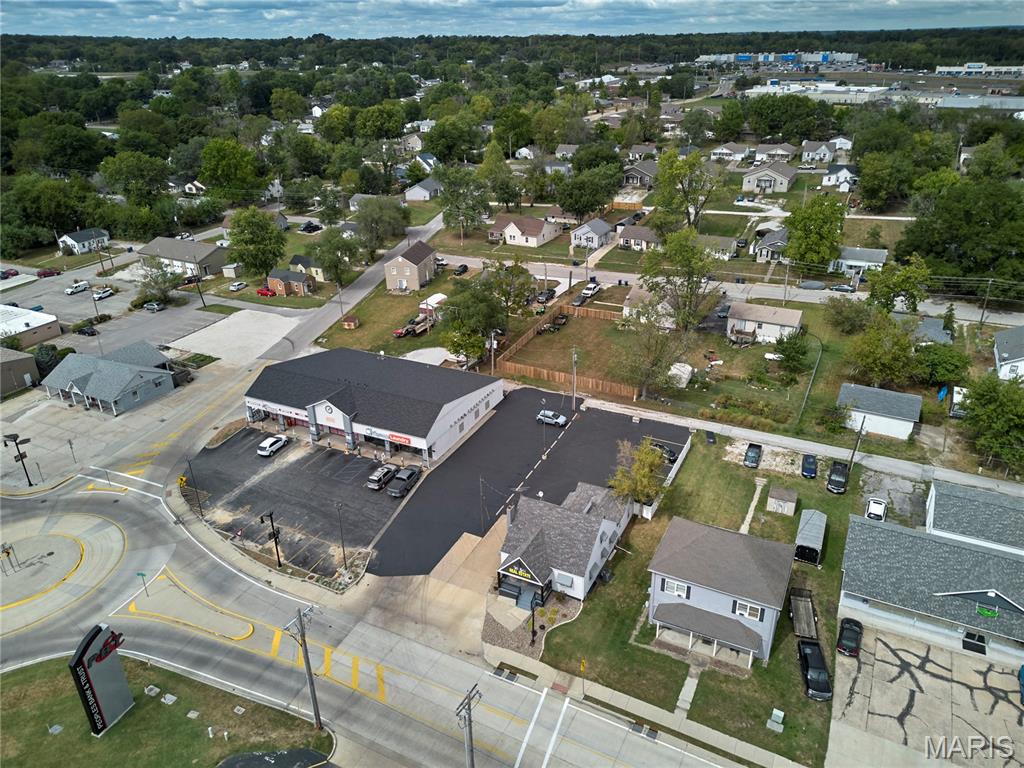 541 E Cherry Street Property Photo 50