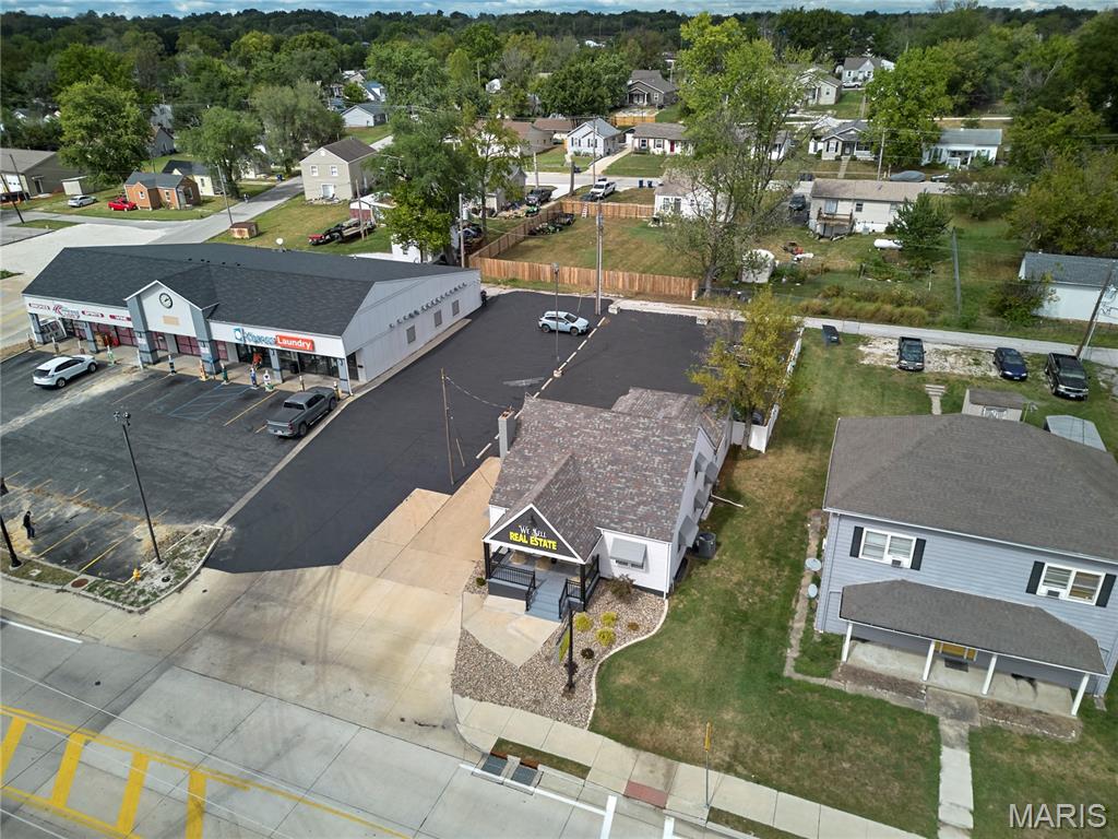 541 E Cherry Street Property Photo 59