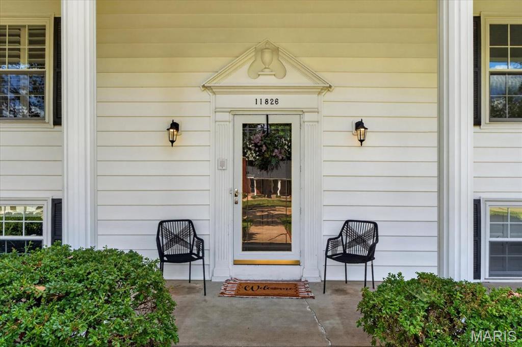 11826 Point Oak Drive Property Photo 3