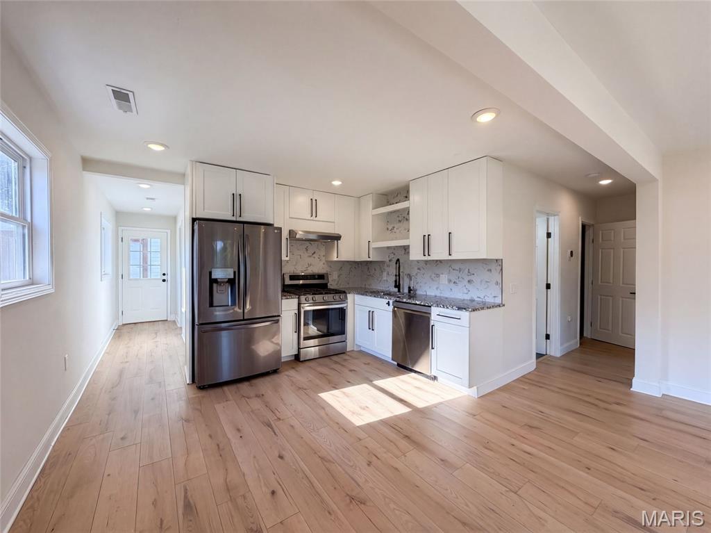 316 Lithia Avenue Property Photo 2
