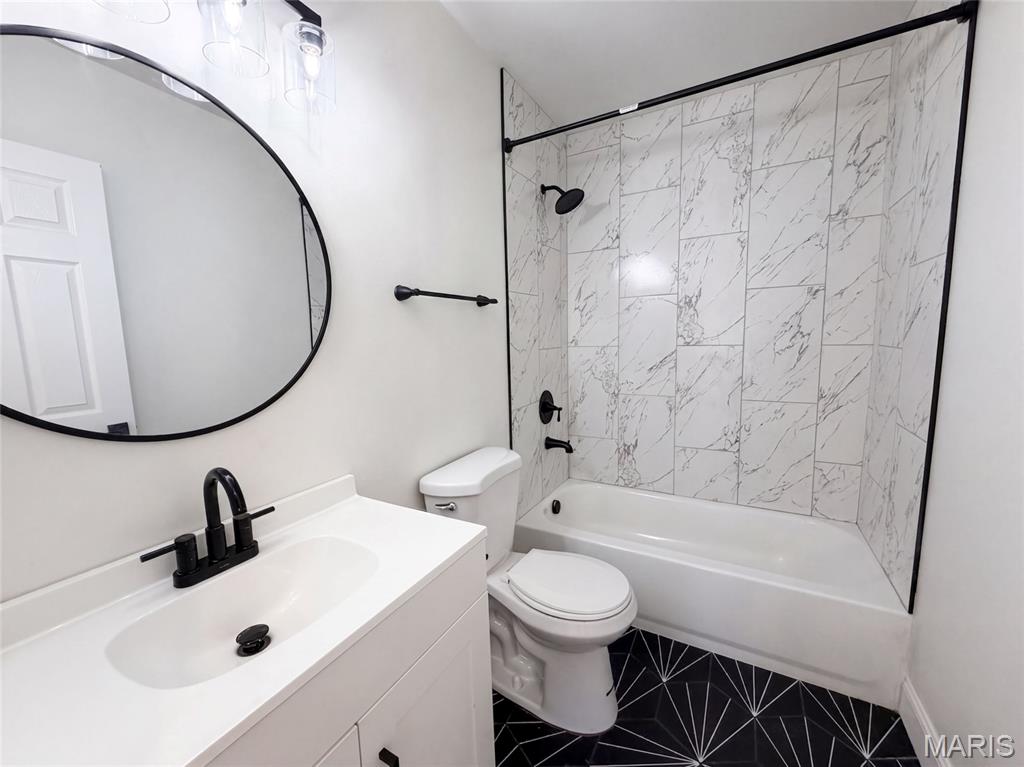 316 Lithia Avenue Property Photo 11