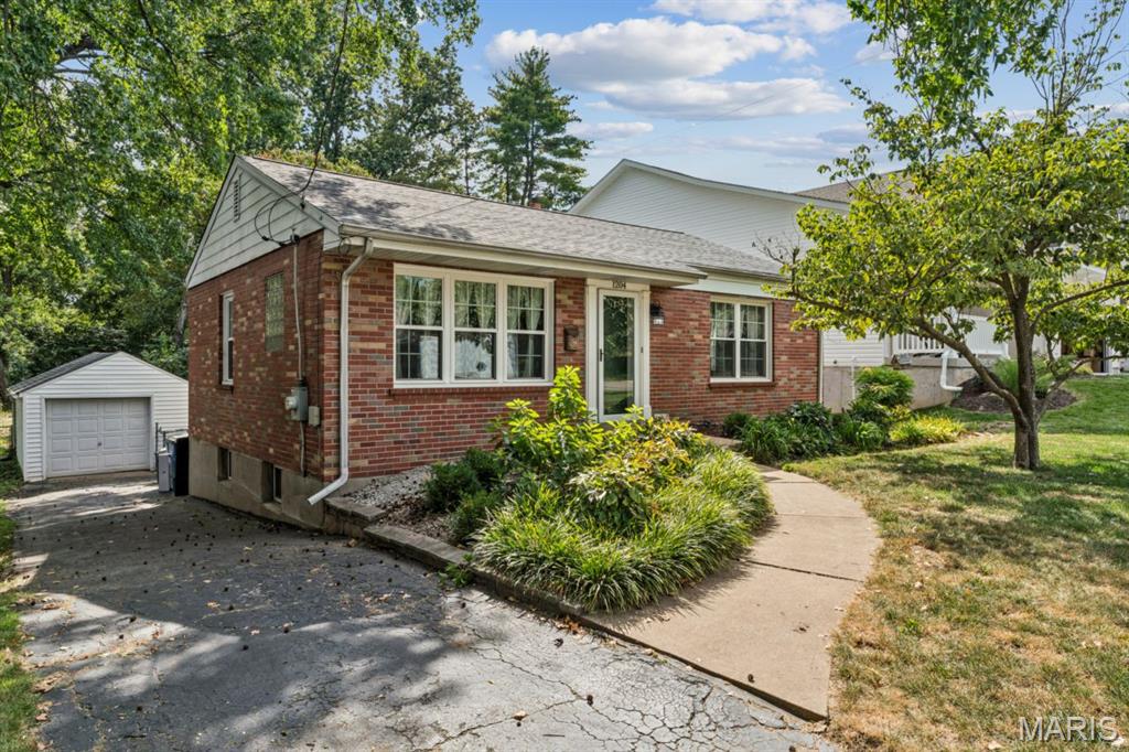 1204 Oday Avenue Property Photo 1