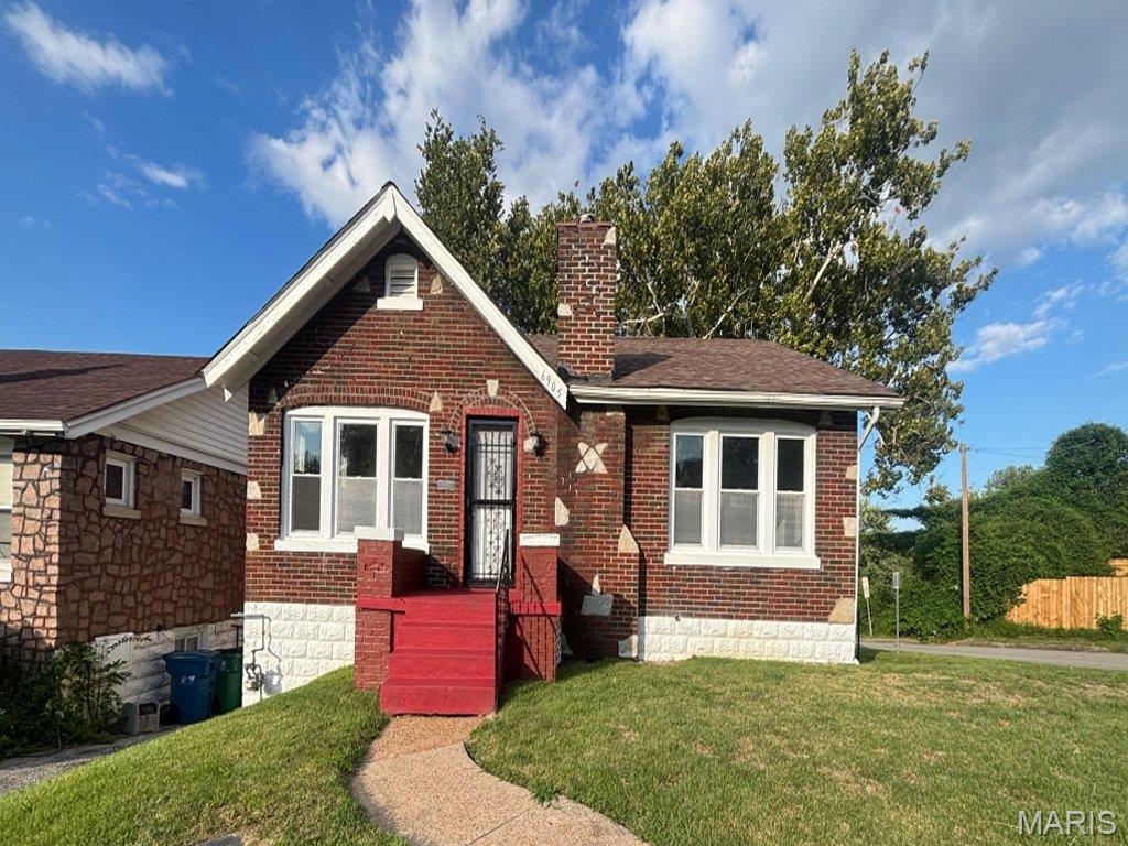 6905 Leedale Drive Property Photo 1