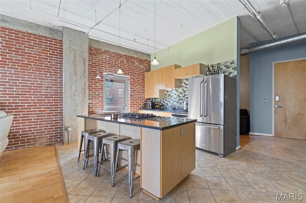 1627 Locust Street 406 Property Photo 13
