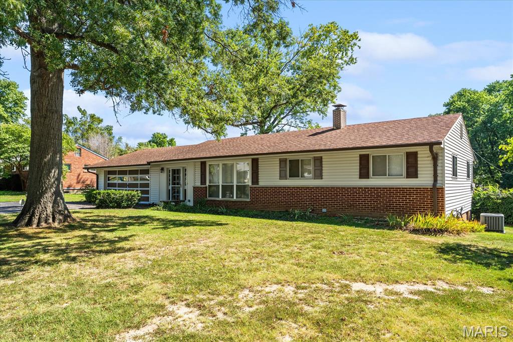 19 W Meadow Lane Property Photo 4