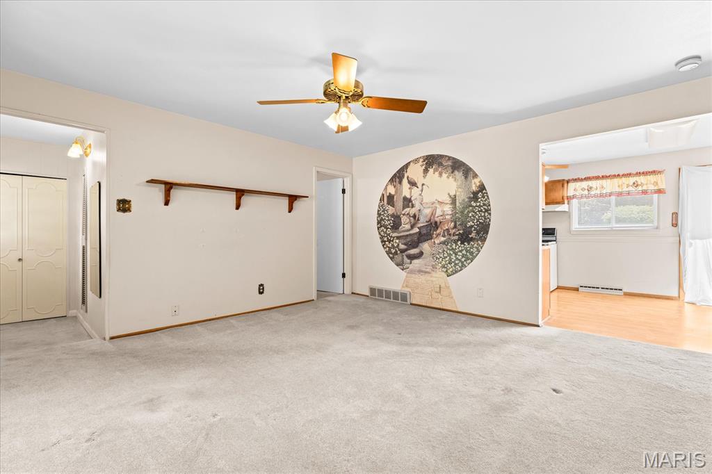19 W Meadow Lane Property Photo 8