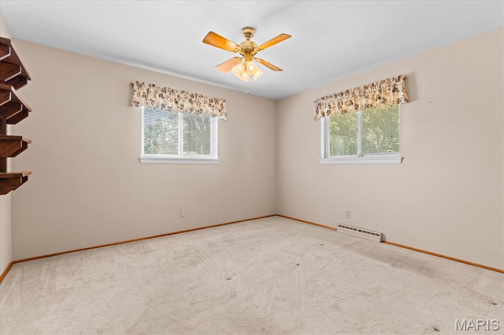 19 W Meadow Lane Property Photo 16
