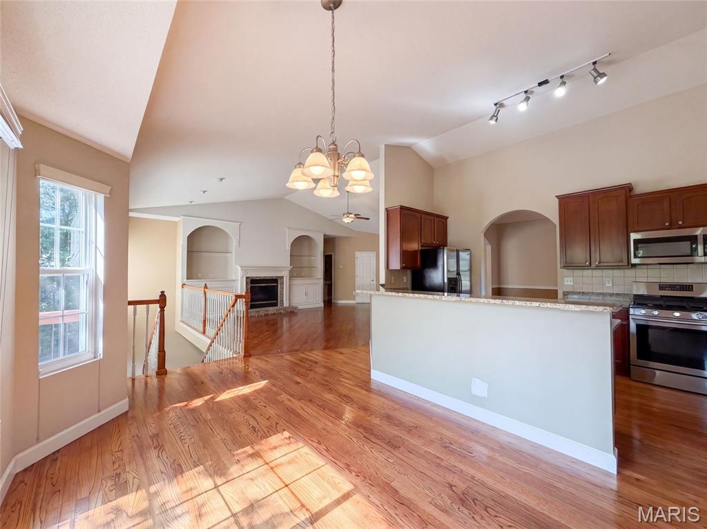 6 White Fang Drive Property Photo 9