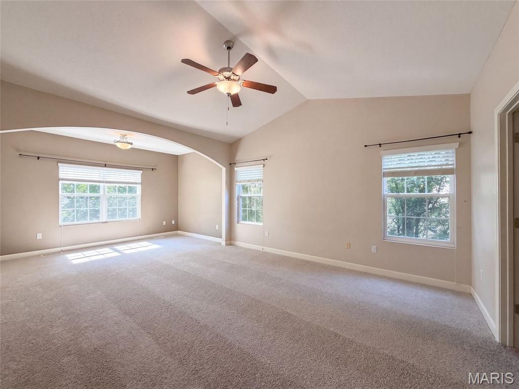 6 White Fang Drive Property Photo 10