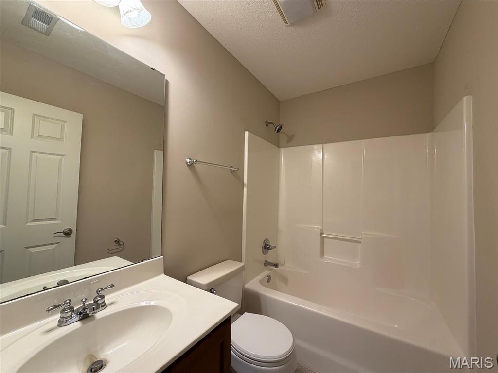 6 White Fang Drive Property Photo 17