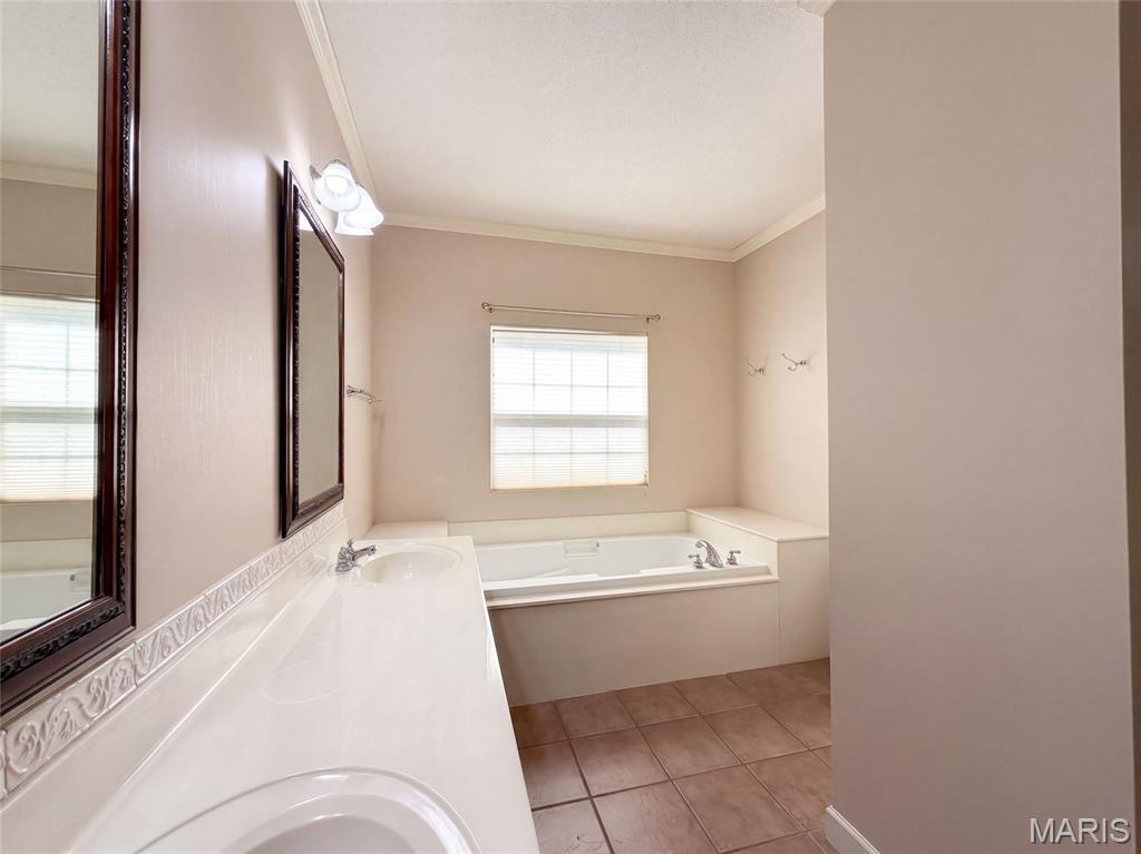 6 White Fang Drive Property Photo 20
