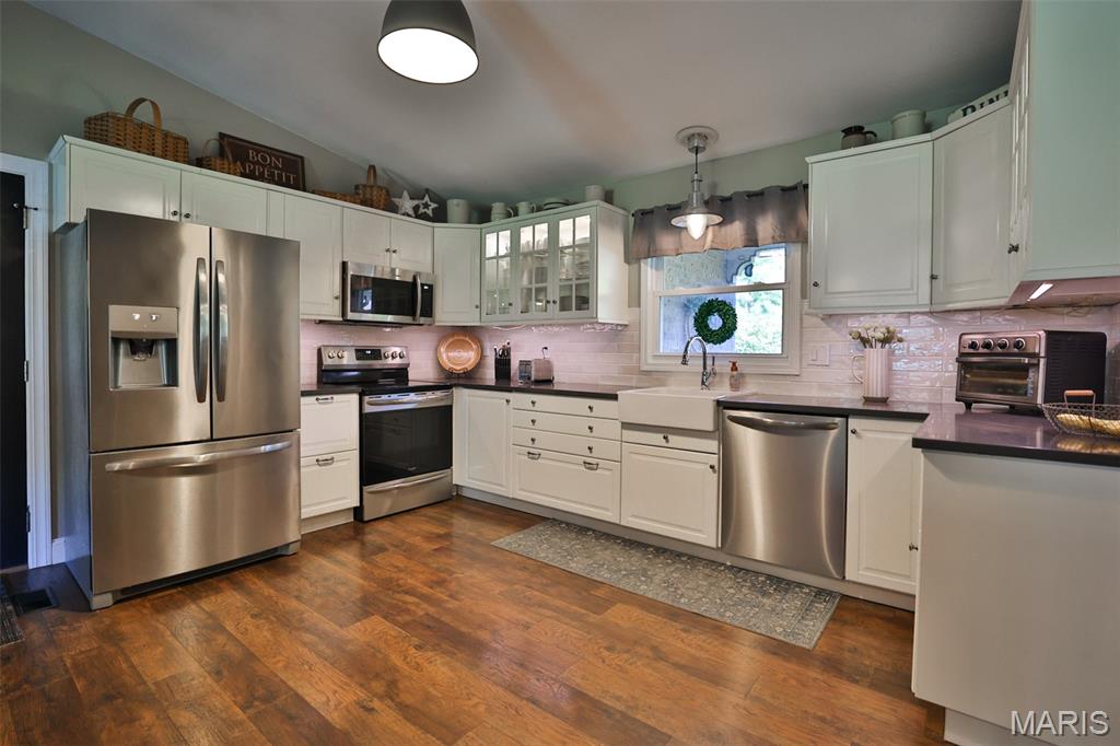 124 Drake Court Property Photo 14