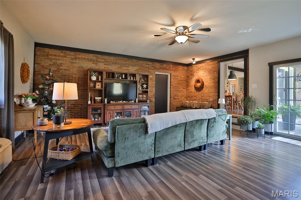 124 Drake Court Property Photo 22