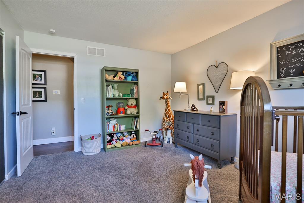124 Drake Court Property Photo 33