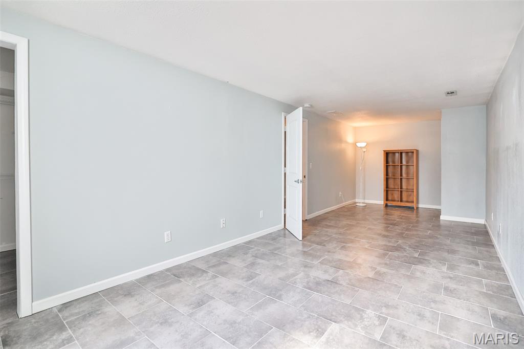 124 Drake Court Property Photo 47