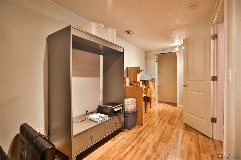 124 Drake Court Property Photo 54