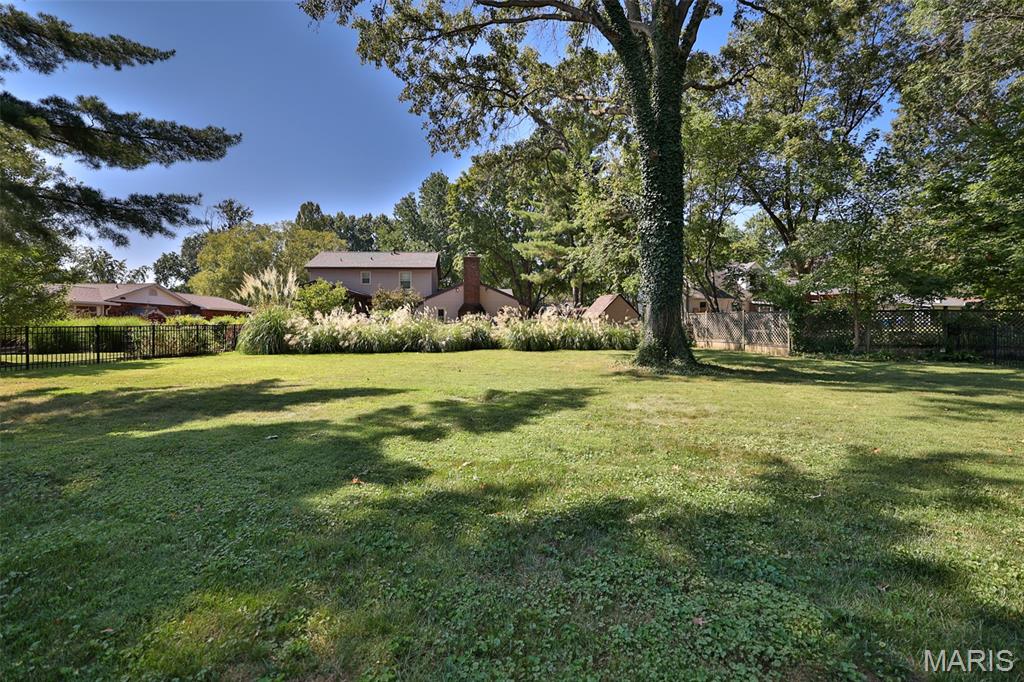 124 Drake Court Property Photo 60