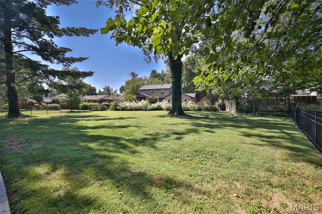 124 Drake Court Property Photo 61