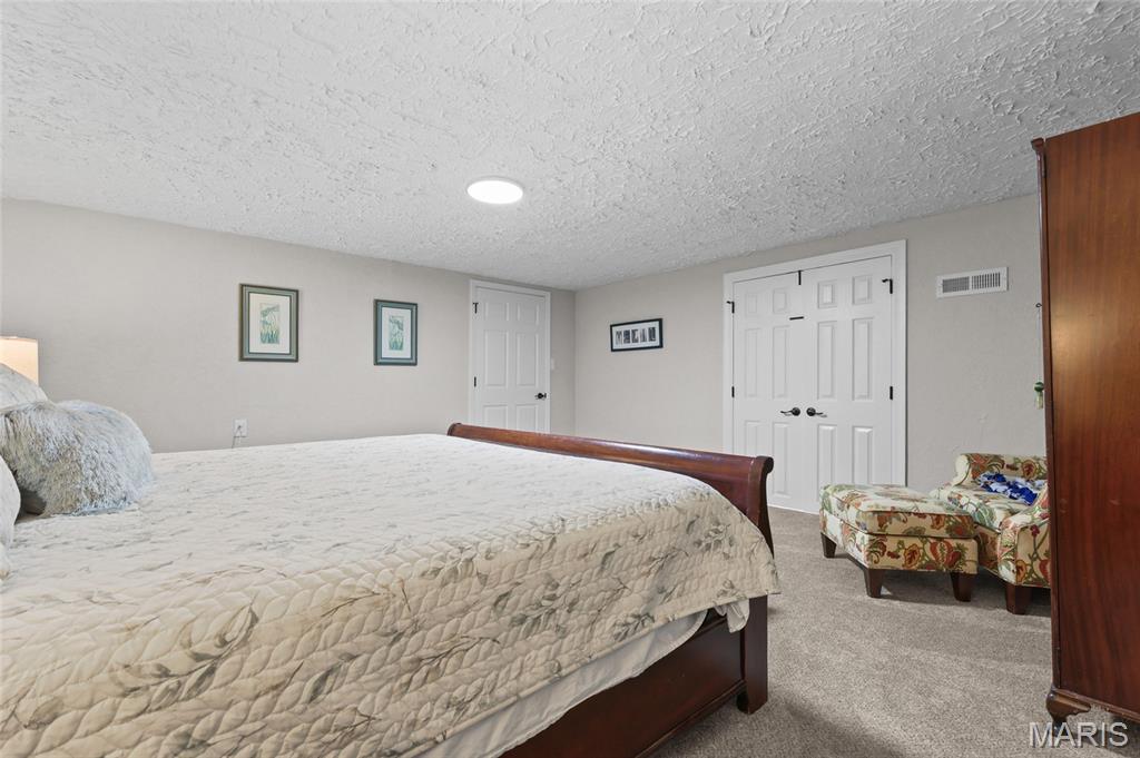 22 Saint Mark Drive Property Photo 32
