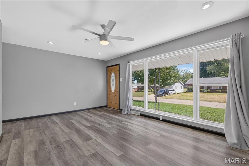 10103 Chambers Hill Drive Property Photo 4