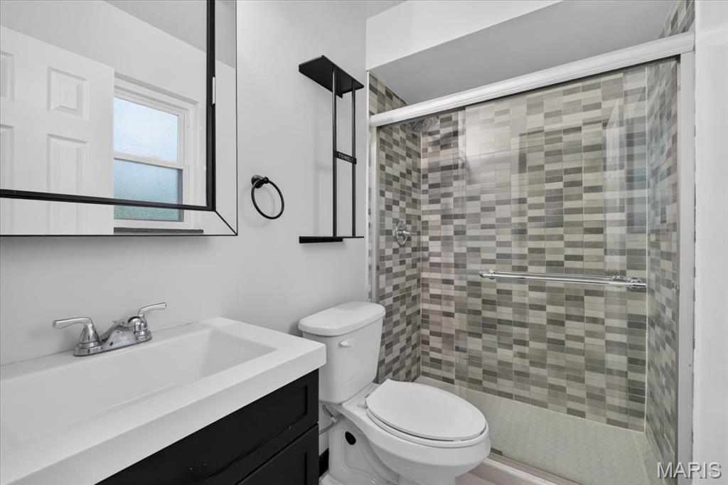10103 Chambers Hill Drive Property Photo 15