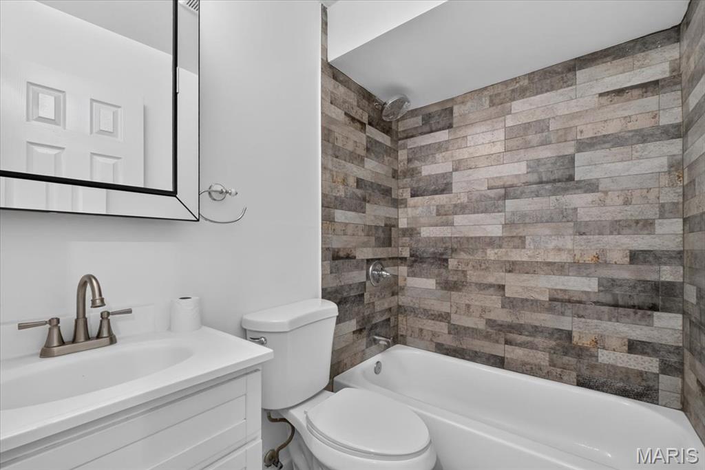 10103 Chambers Hill Drive Property Photo 18
