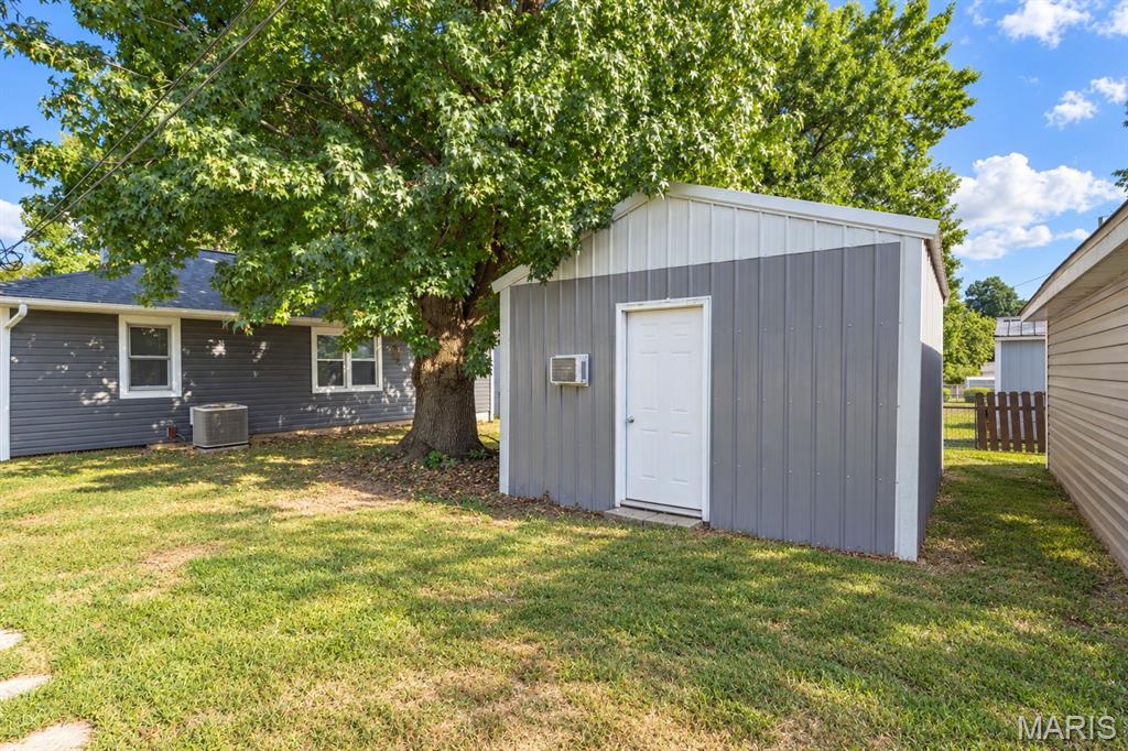 903 Mississippi Avenue Property Photo 3