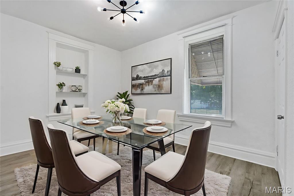4163 Walsh Street Property Photo 10