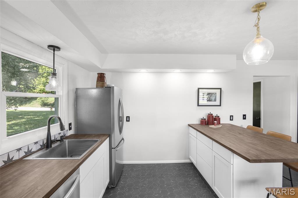 610 Broadway Street Property Photo 11