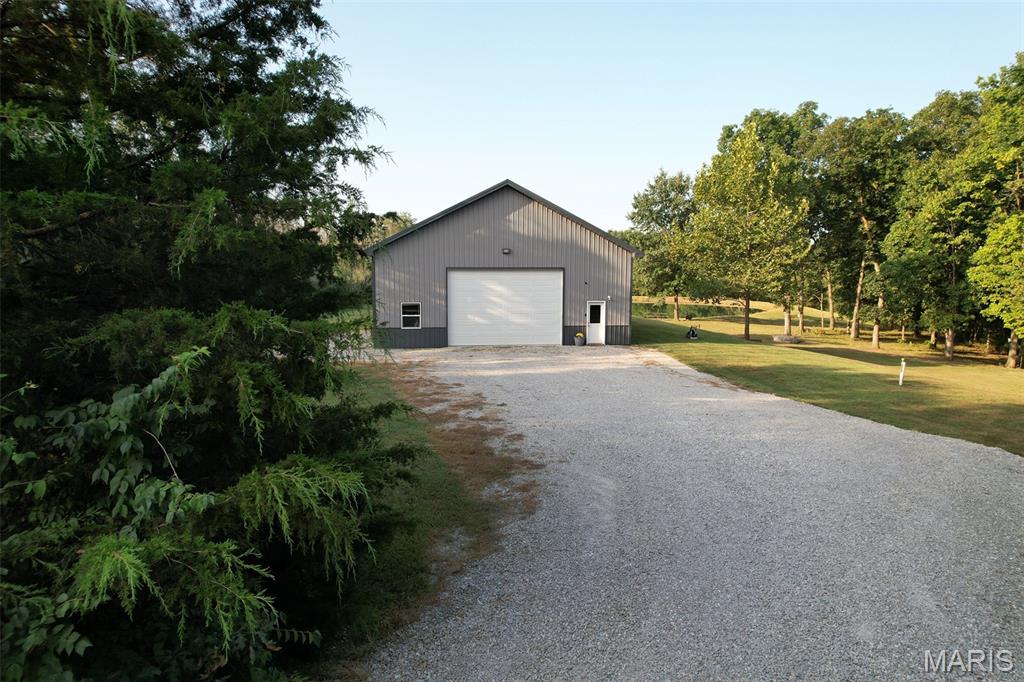 11117 Audrain Road 929 Property Photo 3