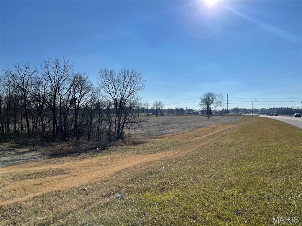 1 Perryville Boulevard Property Photo 11