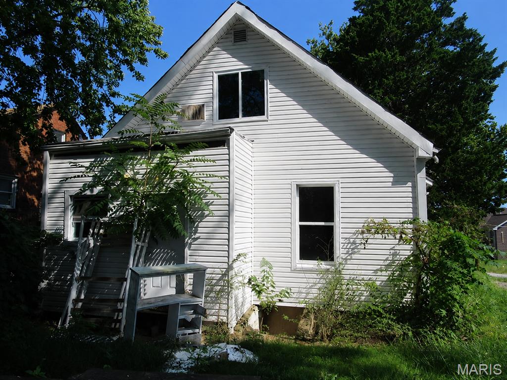 6732 Robbins Avenue Property Photo 2