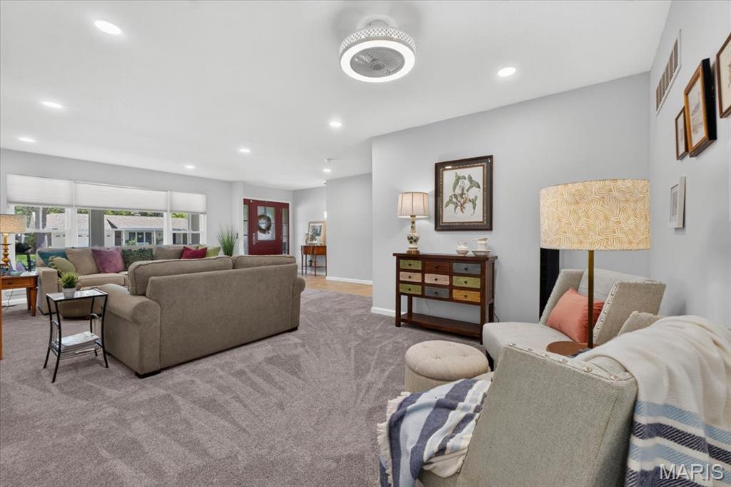 5060 Suson Hills Drive Property Photo 7