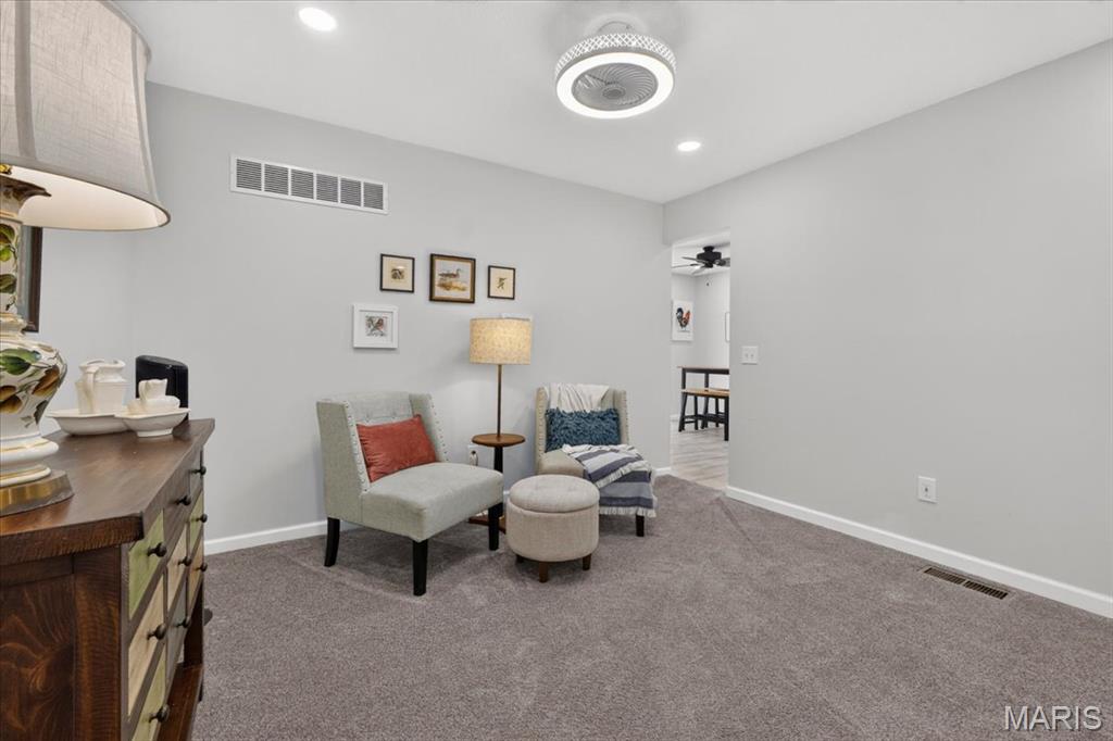 5060 Suson Hills Drive Property Photo 8