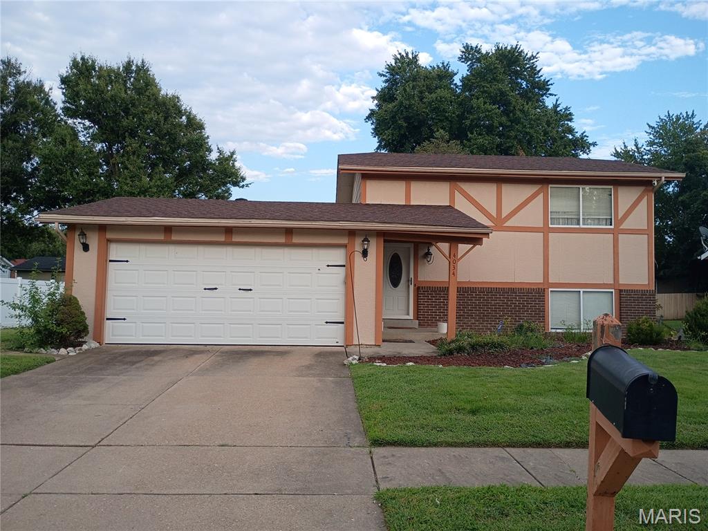 4034 Hounds Hill Drive Property Photo 1