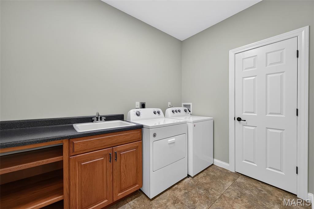 558 Lacroix Way Property Photo 44
