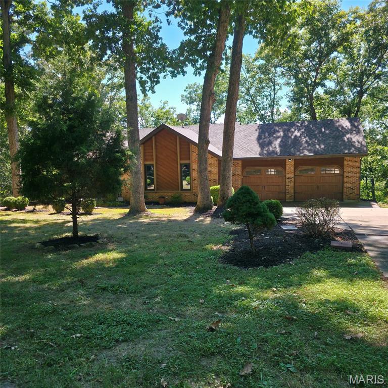 19 Greenview Drive Property Photo 1